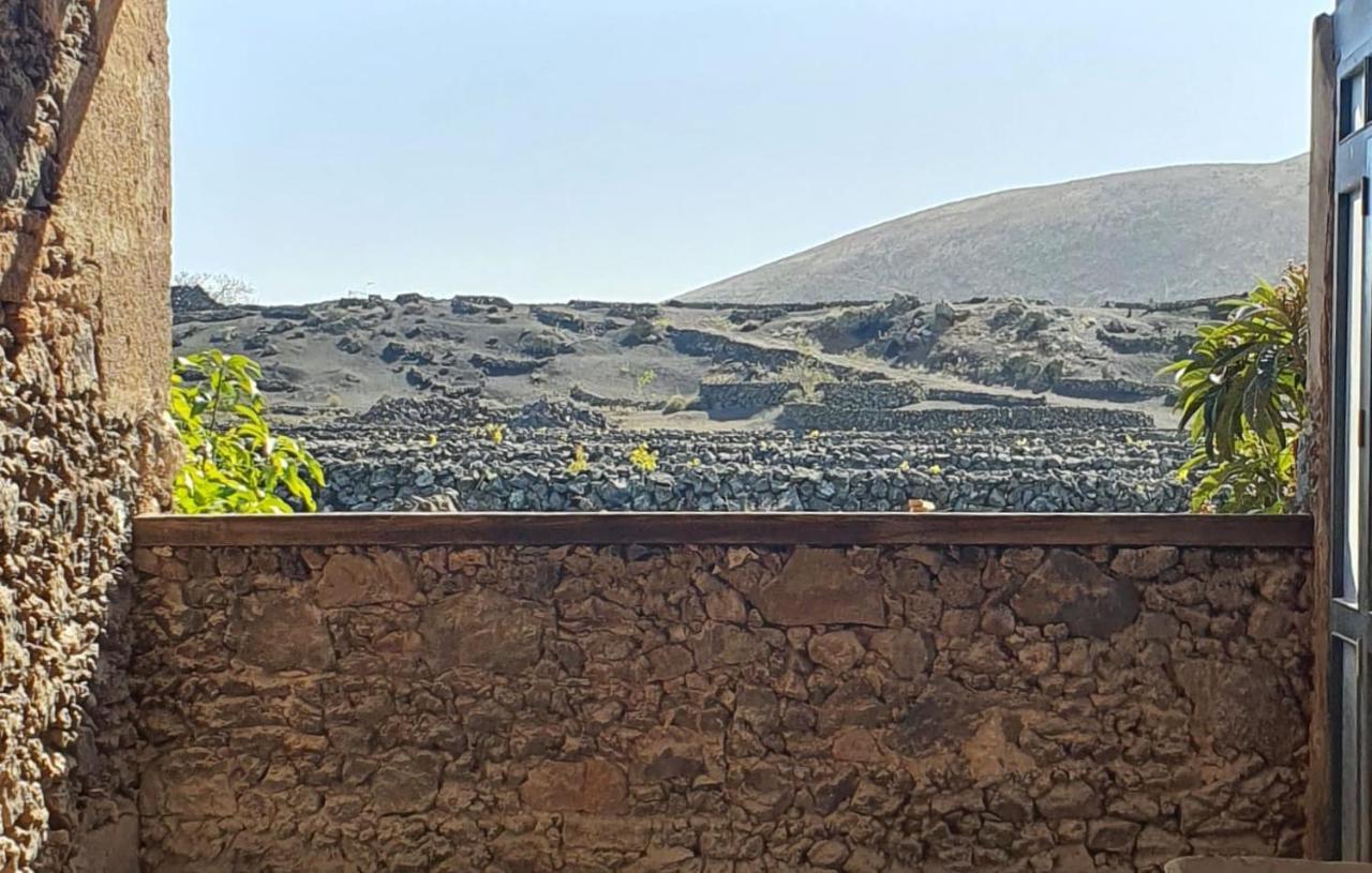 Casa "Entre Vinedos" En Masdache Βίλα Tías Εξωτερικό φωτογραφία